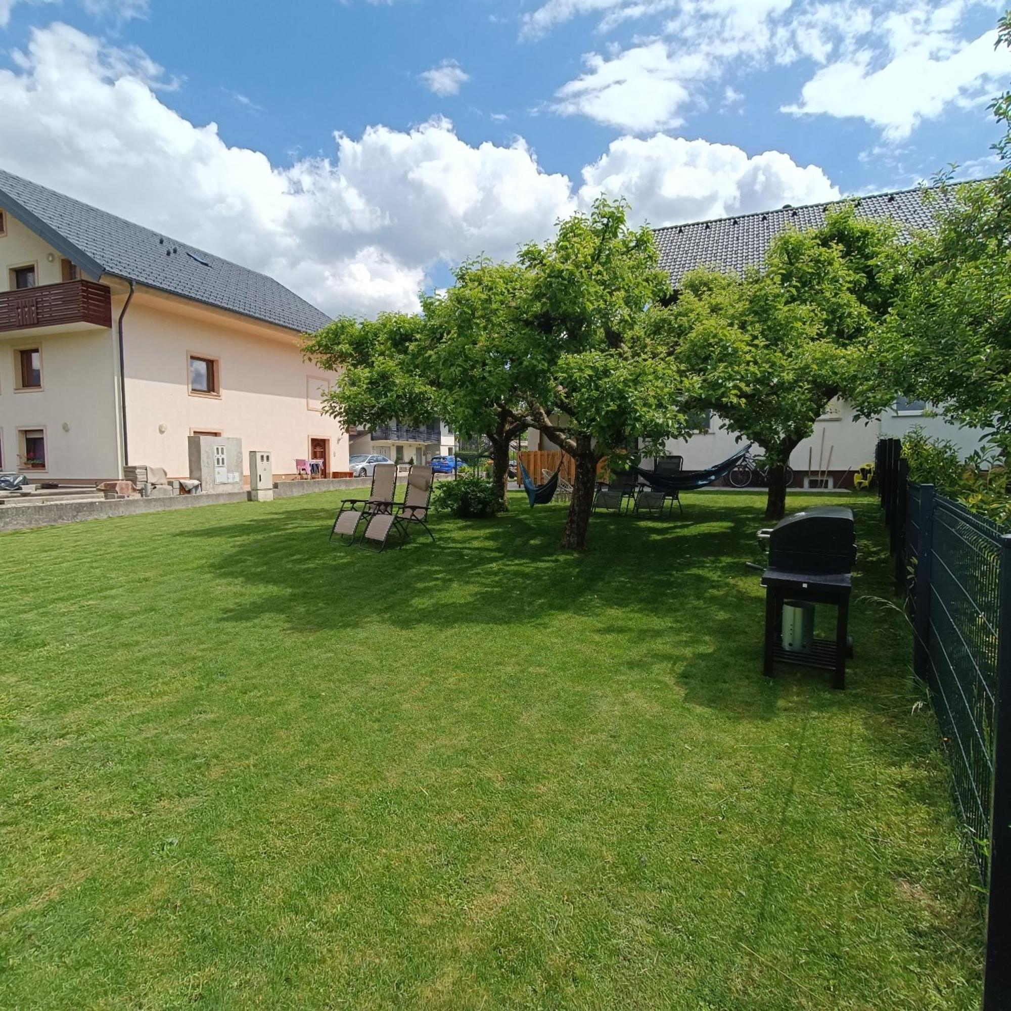 Apartments Mici Блед Экстерьер фото